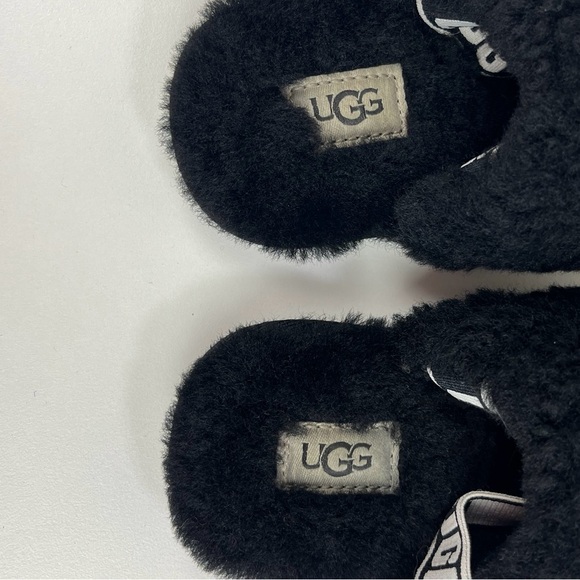 UGG Toddler Fluff Yeah Slides Sheepskin Slipper Sandals Size 6 Unisex Furry - Picture 7 of 10